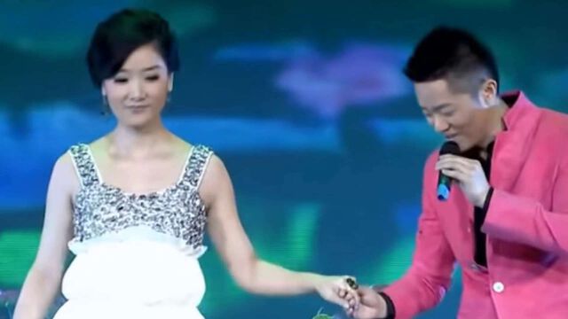 不愧凤凰传奇的孩子 玲花女儿和曾毅儿子合唱 开口唱功 绝 了 热点 头条 华为视频